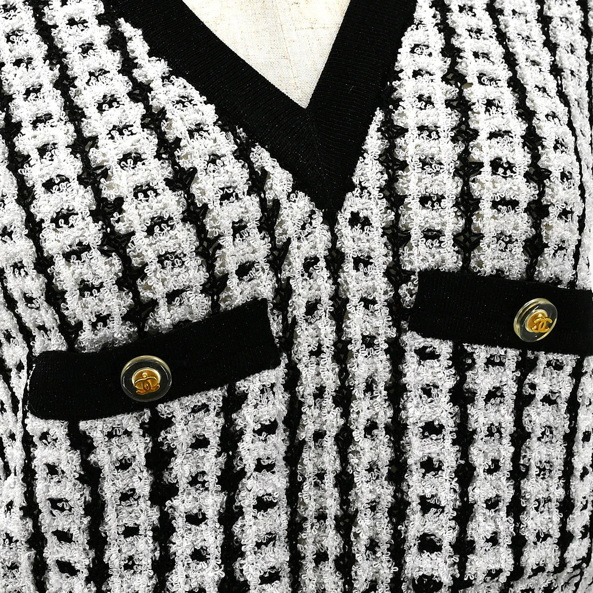 Chanel 1997 Spring tweed knitted top and cardigan #38 - Image 5